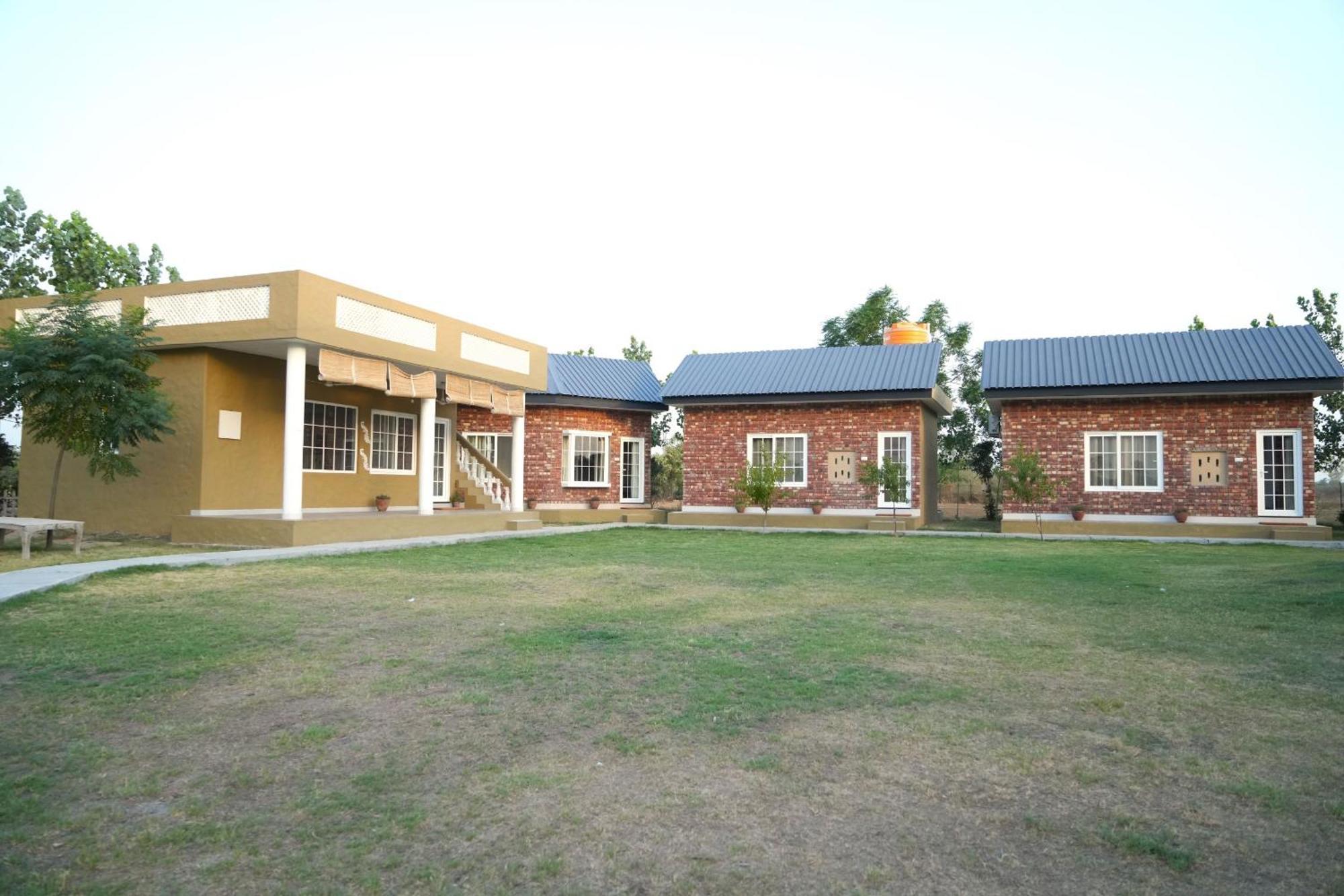 Rustic Roots Farm Stay Attari 외부 사진