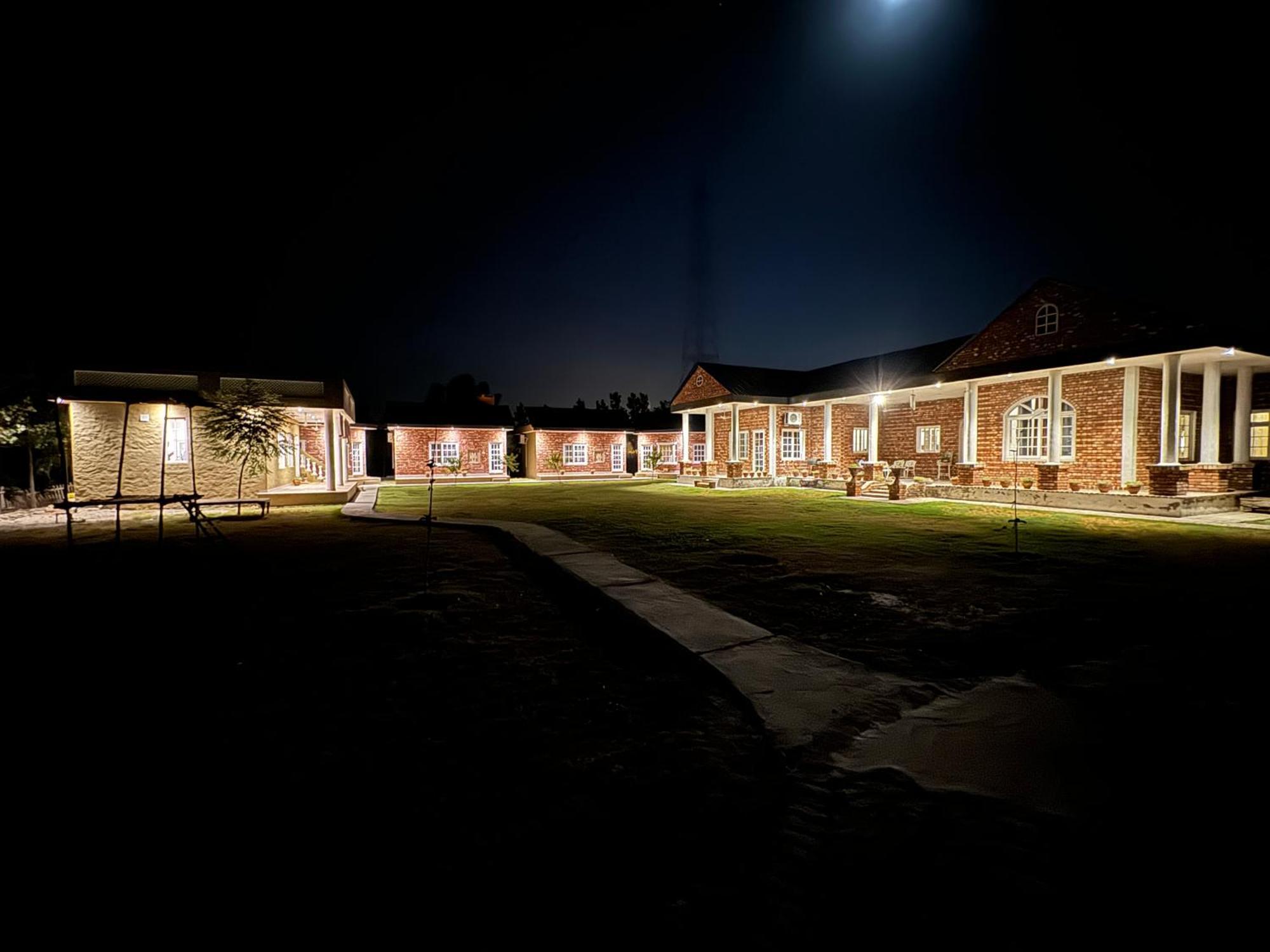 Rustic Roots Farm Stay Attari 외부 사진